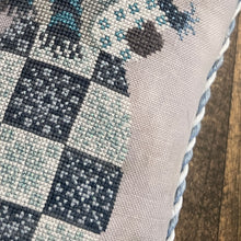 Load image into Gallery viewer, Frosty