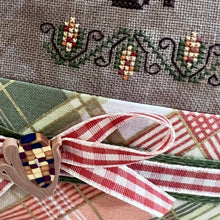 Load image into Gallery viewer, Autumn Scarecrows