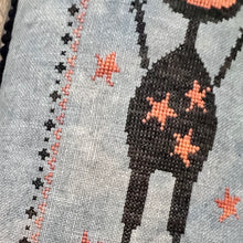 Load image into Gallery viewer, Boo Cat