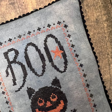 Load image into Gallery viewer, Boo Cat