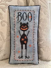 Load image into Gallery viewer, Boo Cat