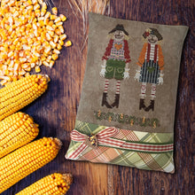 Load image into Gallery viewer, Autumn Scarecrows