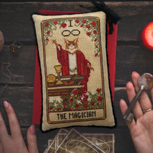 Load image into Gallery viewer, Cat Tarot I - The Magician
