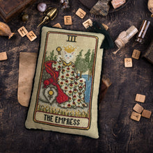 Load image into Gallery viewer, Cat Tarot III - The Empress