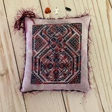 Load image into Gallery viewer, Quaker Spider