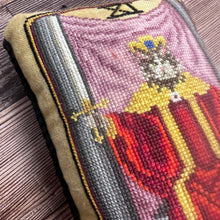 Load image into Gallery viewer, Cat Tarot XI - Justice