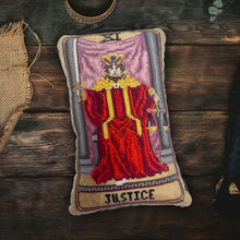 Load image into Gallery viewer, Cat Tarot XI - Justice