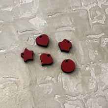 Load image into Gallery viewer, OMG Tree! INCLUDES ORNAMENTS