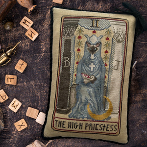 Cat Tarot II - The High Priestess