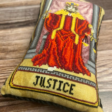 Load image into Gallery viewer, Cat Tarot XI - Justice
