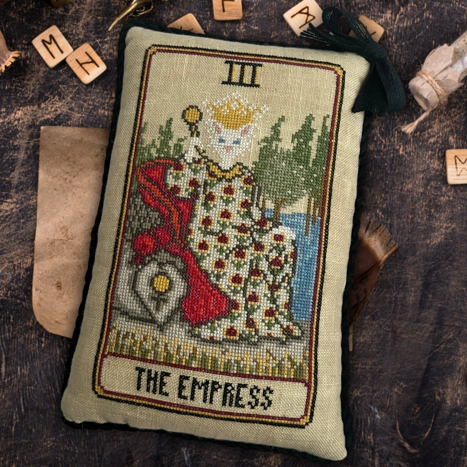 Cat Tarot III - The Empress – Dirty Annie's
