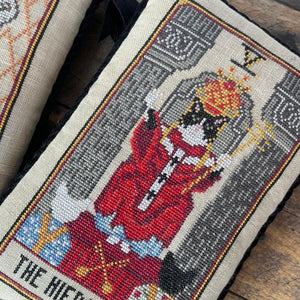 Cat Tarot V - The Hierophant