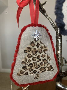 Christmas Tree - Leopard